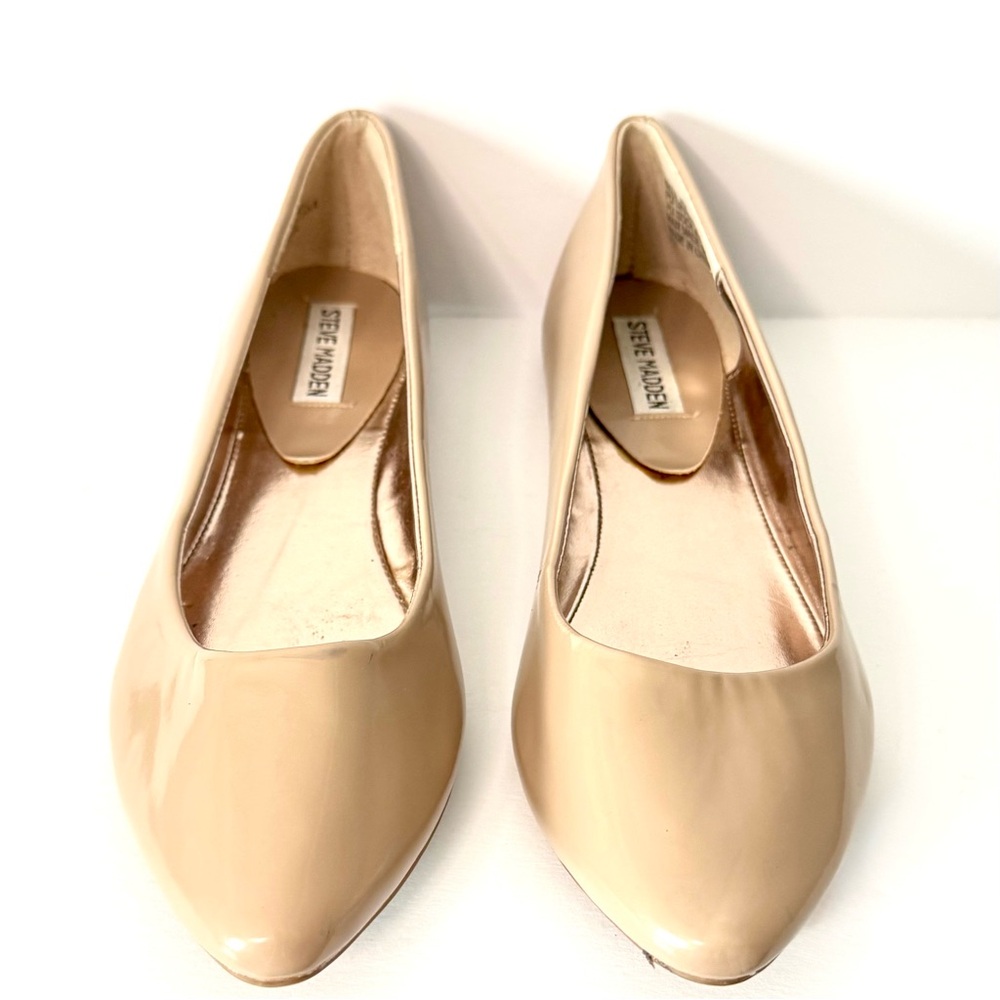 Report Signature Beige Glossy Flats - Picture 2 of 7